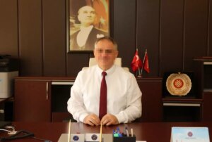 akdeniz universitesinde 4 akademisyene kamu gorevinden cikarma cezasi teklifi KzFn1lIm.jpg