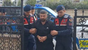 kayinbiraderini olduren kisi teslim oldu jsbLNk7E.jpg